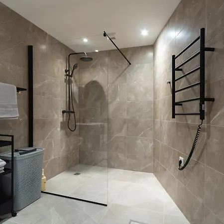 Cozy&chic - A Luxury And Spacious In The Heart Of Apartman *